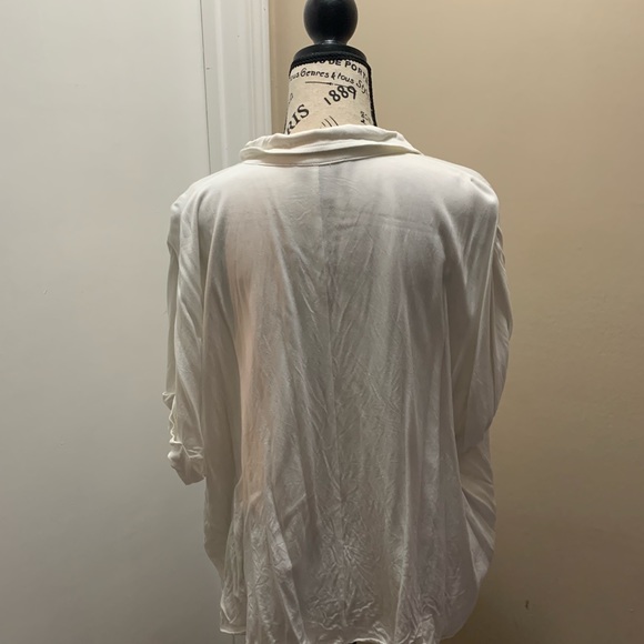 F21 white long sleeve button down shirt - Picture 4 of 5